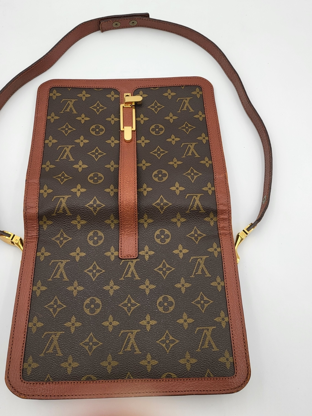 Louis Vuitton Rare Vintage Monogram Rond Point Shoulder Bag,,Authentic w/COA. - Picture 14 of 16